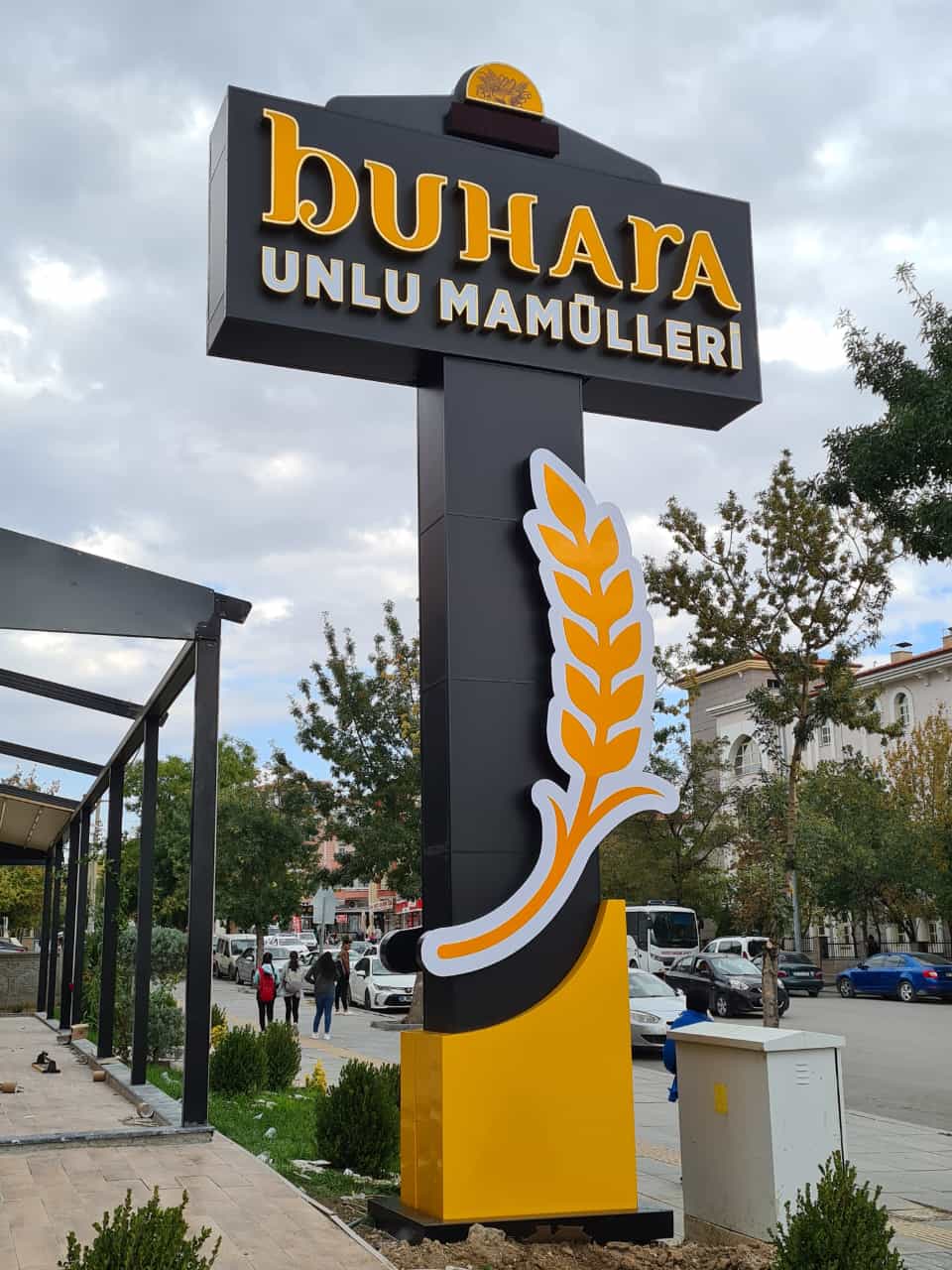 BUHARA - POLATLI DEKORATİF TOTEM TABELA