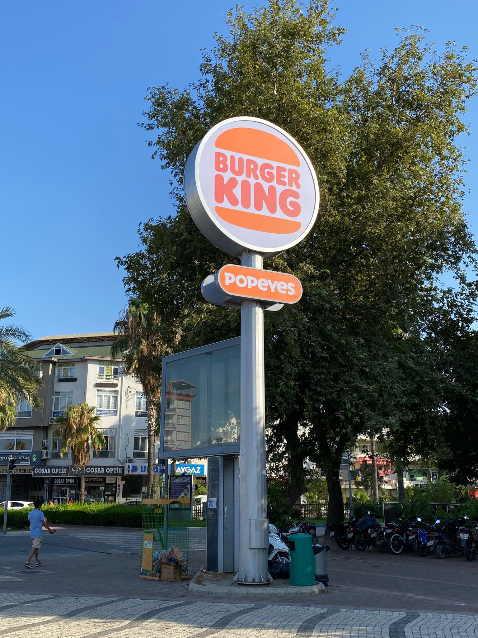 BURGER KING - ALANYA TOTEM TABELA