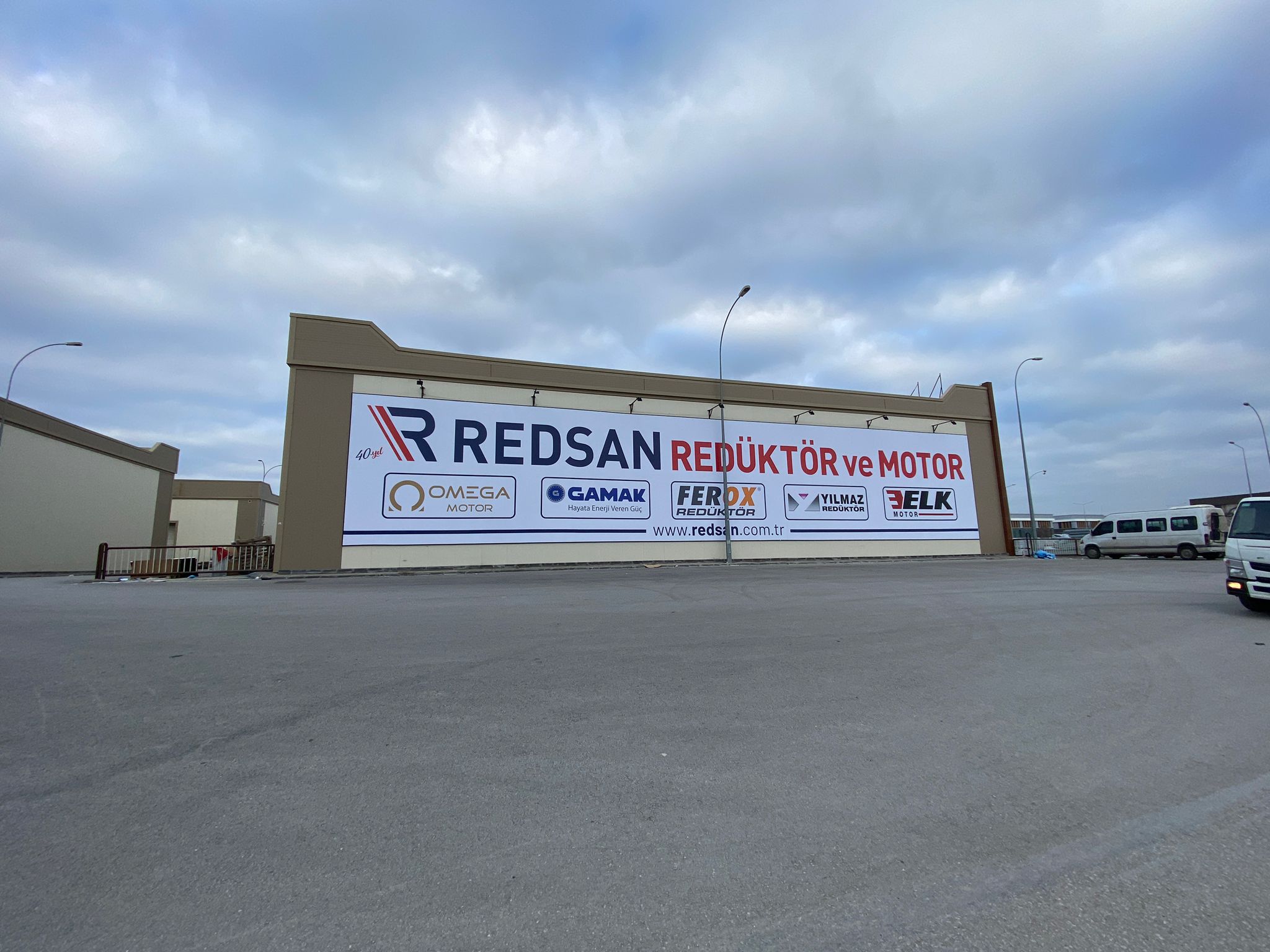 REDSAN REDÜKTÖR CEPHE TABELASI