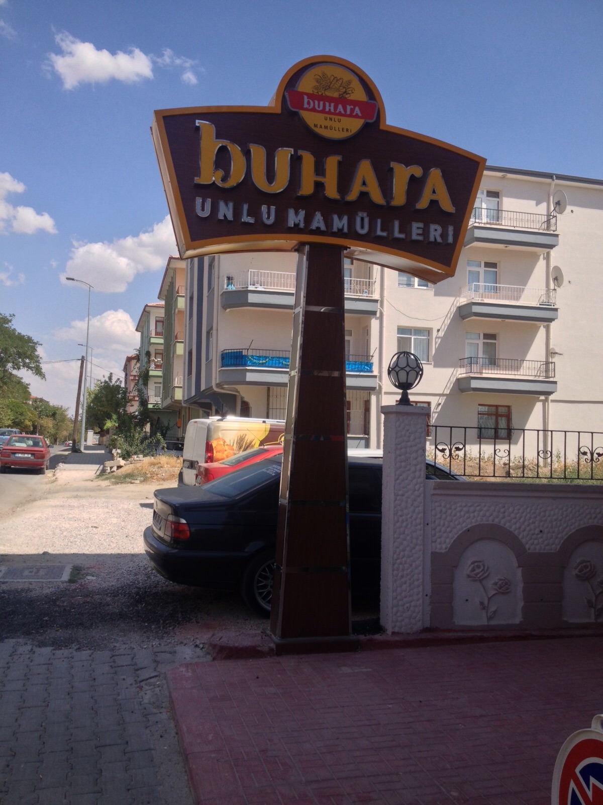 BUHARA UNLU MAMÜLLER - ANKARA POLATLI TOTEM TABELA